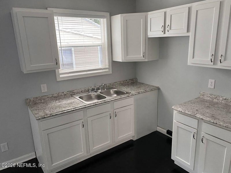 2325 Westbrook Cir S, Jacksonville, FL 32209