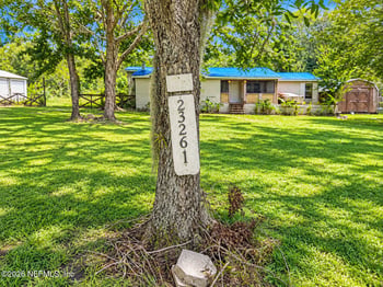 23261 NW 32nd Pl, Lawtey, FL 32058