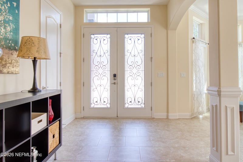 233 Ellsworth Cir, St Johns, FL 32259