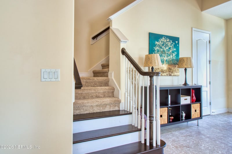 233 Ellsworth Cir, St Johns, FL 32259