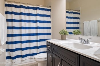 233 Ellsworth Cir, St Johns, FL 32259