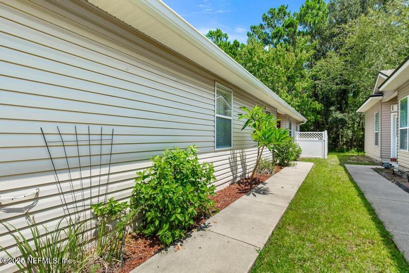 2339 Caney Oaks Dr, Jacksonville, FL 32218