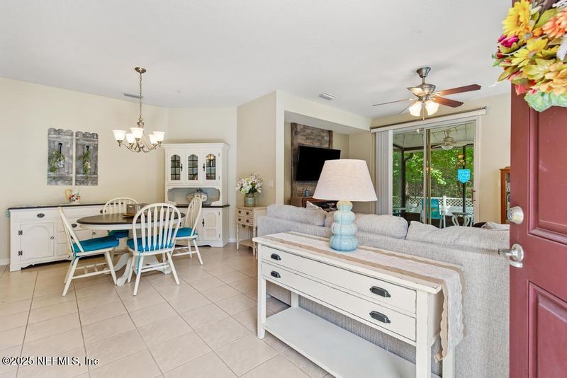 2339 Caney Oaks Dr, Jacksonville, FL 32218