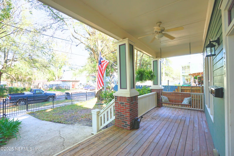 234 E 9th St, Jacksonville, FL 32206