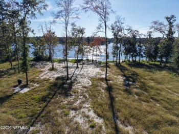 234 Lake Asbury Dr, Green Cove Springs, FL 32043