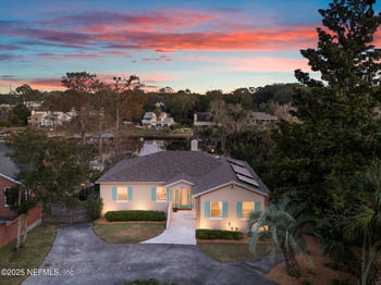 234 River Hills Dr, Jacksonville, FL 32216
