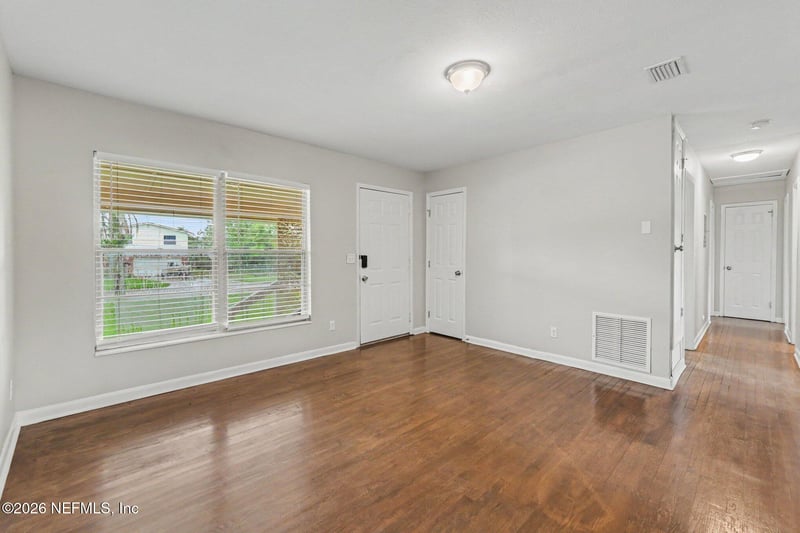 235 Baisden Rd, Jacksonville, FL 32218