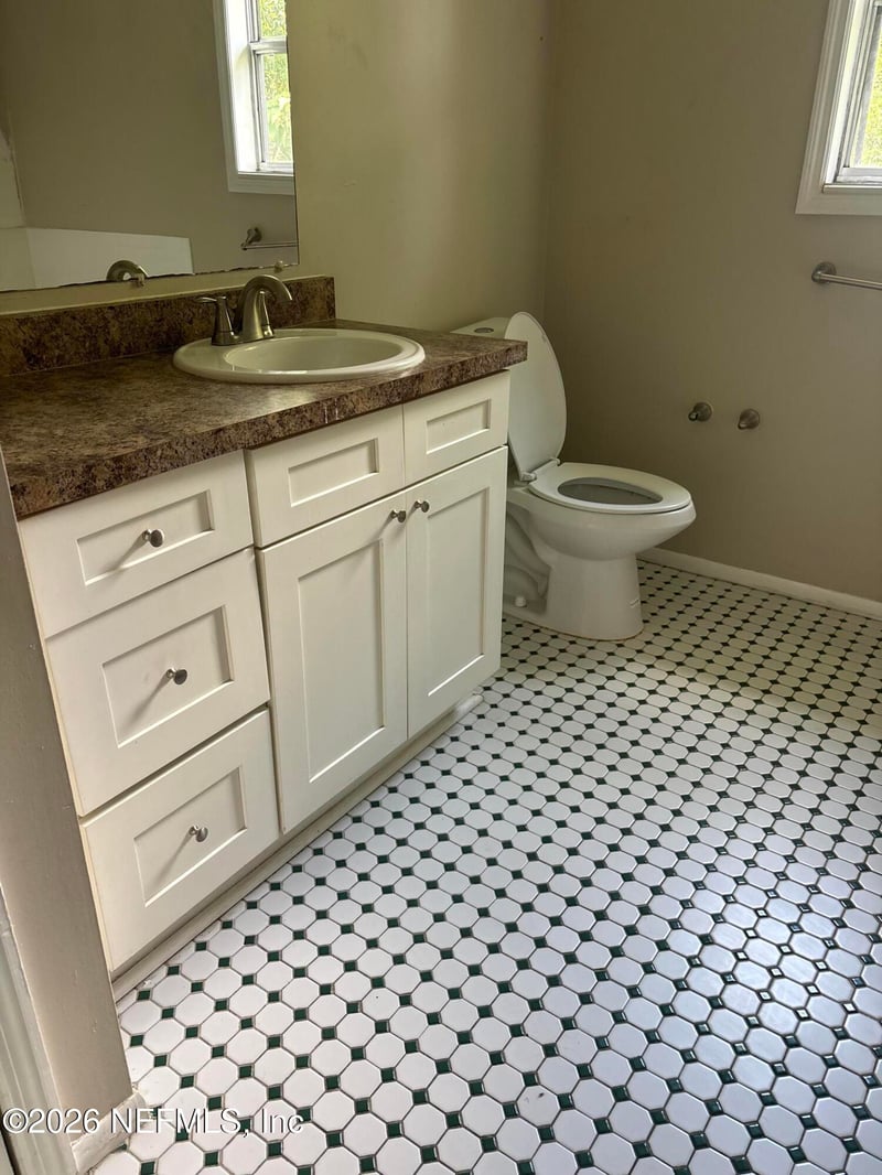 2350 Somerset Rd, Jacksonville, FL 32210