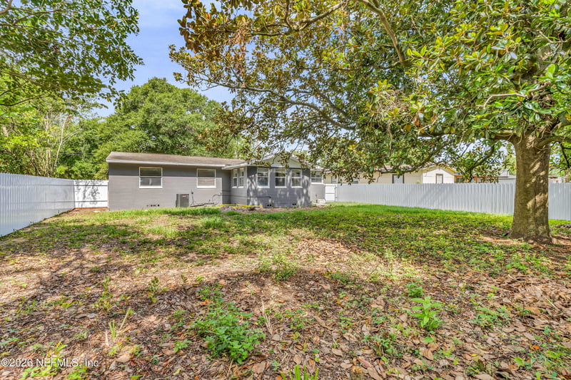 2351 Caladium Rd, Jacksonville, FL 32211