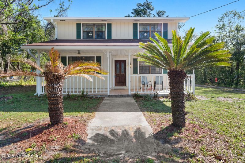 2357 Davis Rd, Jacksonville, FL 32218