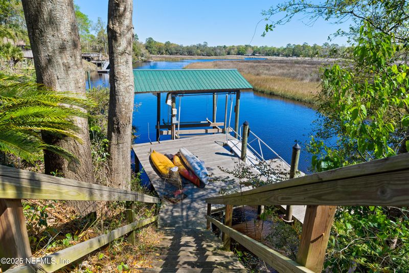 2363 Davis Rd, Jacksonville, FL 32218