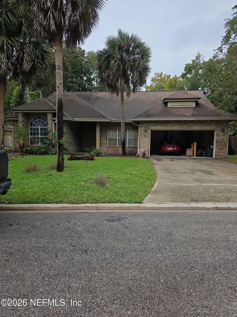 2364 Covington Creek Dr W, Jacksonville, FL 32224