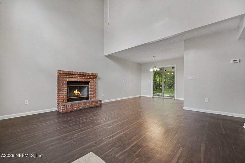 2370 Blossom Ridge Dr N, Jacksonville, FL 32218