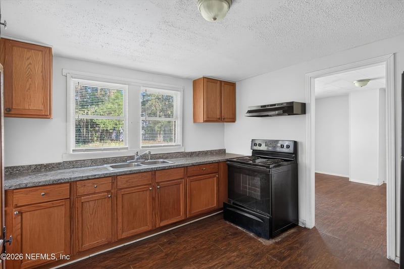 2372 2nd Ave, Jacksonville, FL 32208