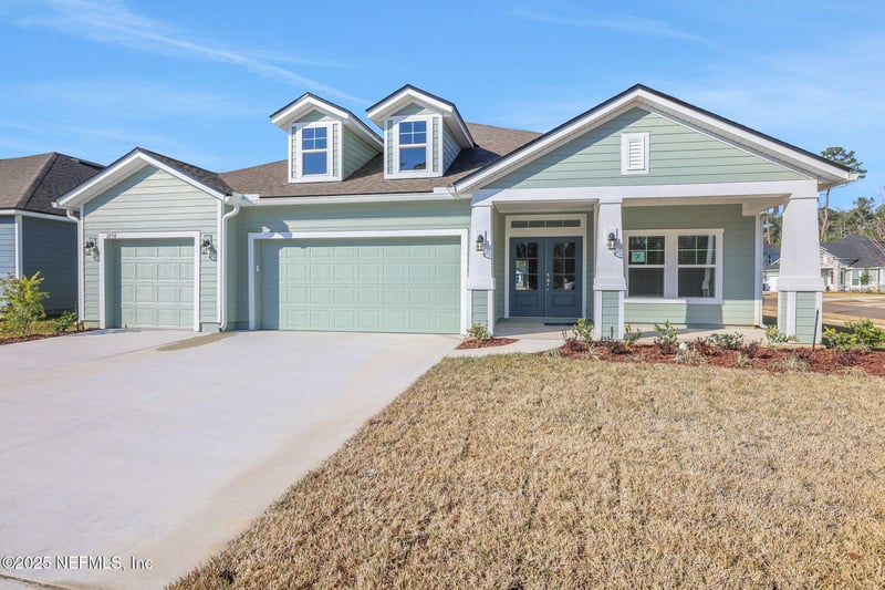 2377 Jennings Farm Dr, Middleburg, FL 32068
