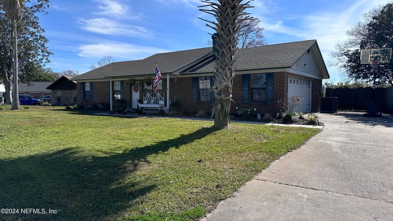 2377 Stonehaven Ct E, Orange Park, FL 32065