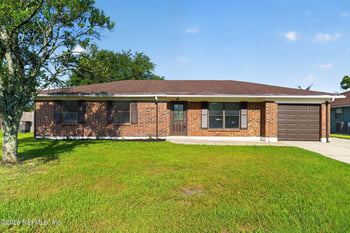 2382 Scanlon Dr, Jacksonville, FL 32210