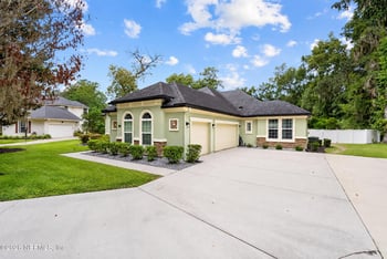 2382 Shawna Ln, Fleming Island, FL 32003