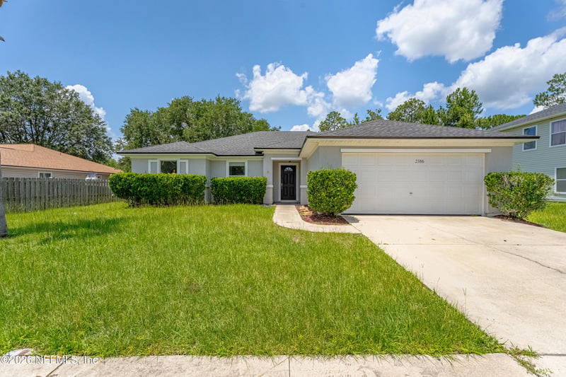 2386 Tyson Lake Dr, Jacksonville, FL 32221