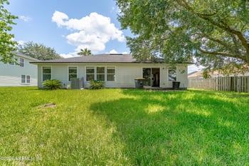 2386 Tyson Lake Dr, Jacksonville, FL 32221