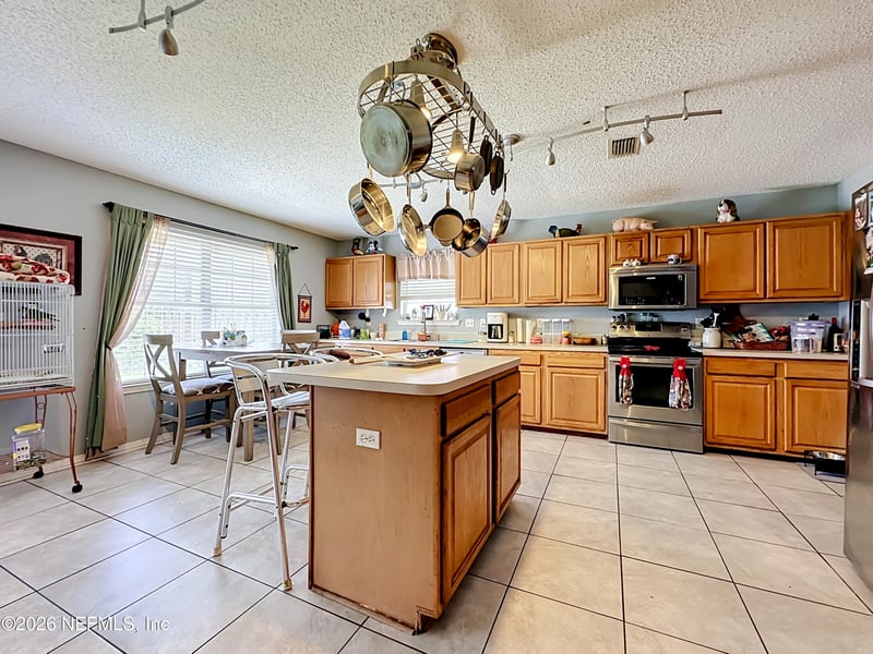 2391 Mallory Hills Rd, Jacksonville, FL 32221