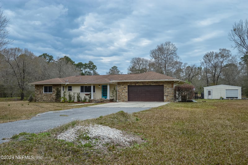 2391 SE 150th St, Starke, FL 32091
