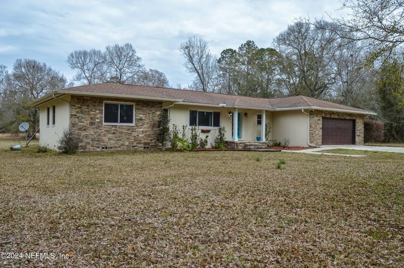 2391 SE 150th St, Starke, FL 32091