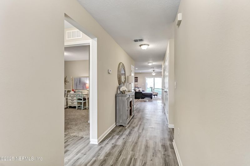 2398 Glen Gardner Dr, Jacksonville, FL 32246
