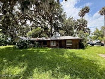 24 Farraday Ln, Palm Coast, FL 32137