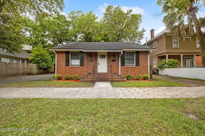 240 E 6th St, Jacksonville, FL 32206