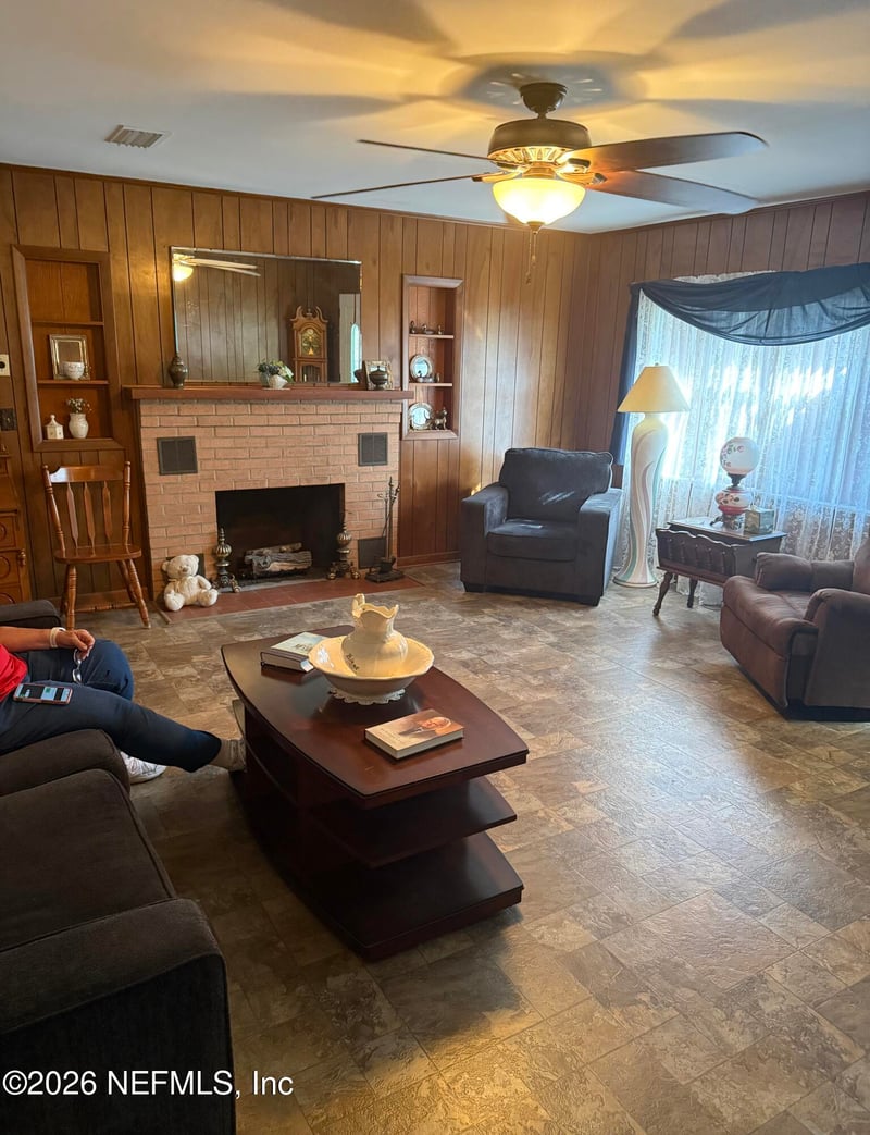 240 SW Pecan St, Keystone Heights, FL 32656