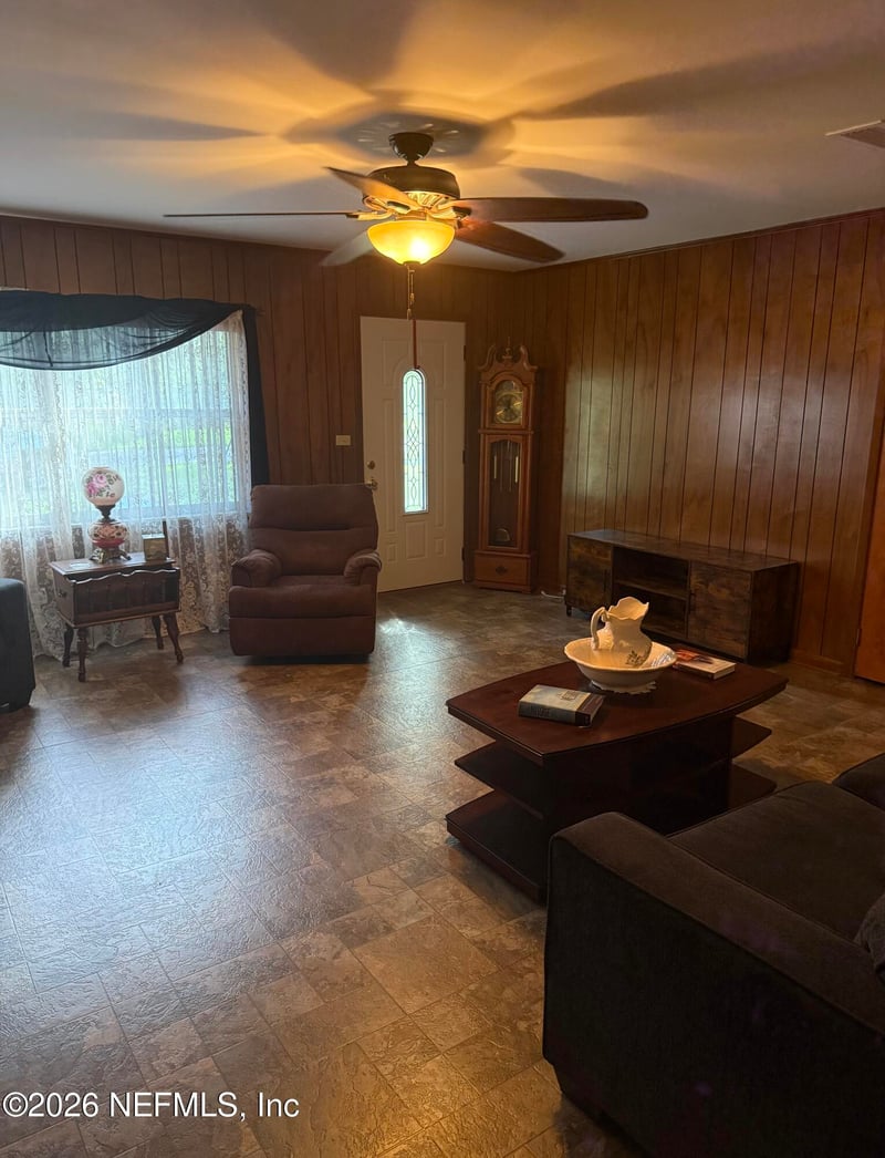 240 SW Pecan St, Keystone Heights, FL 32656