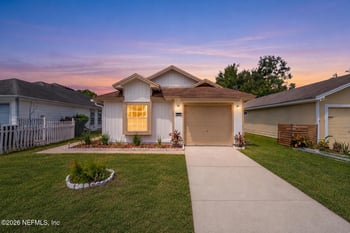 2400 Townsquare Dr, Jacksonville, FL 32216