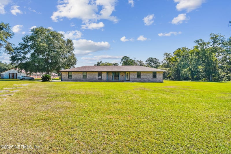 24033 County Road 121, Hilliard, FL 32046