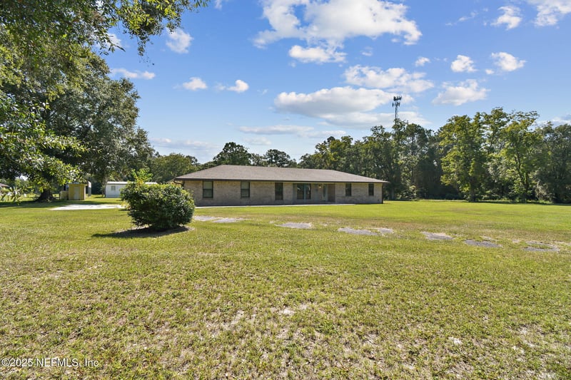 24033 County Road 121, Hilliard, FL 32046