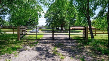 24064 County Road 121, Hilliard, FL 32046
