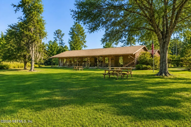 2411 Us Highway 301, Jacksonville, FL 32234