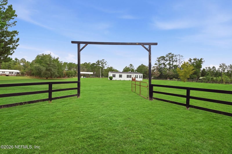 241830 County Road 121, Hilliard, FL 32046