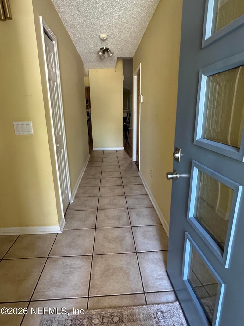 2419 Wattle Tree Rd E, Jacksonville, FL 32246
