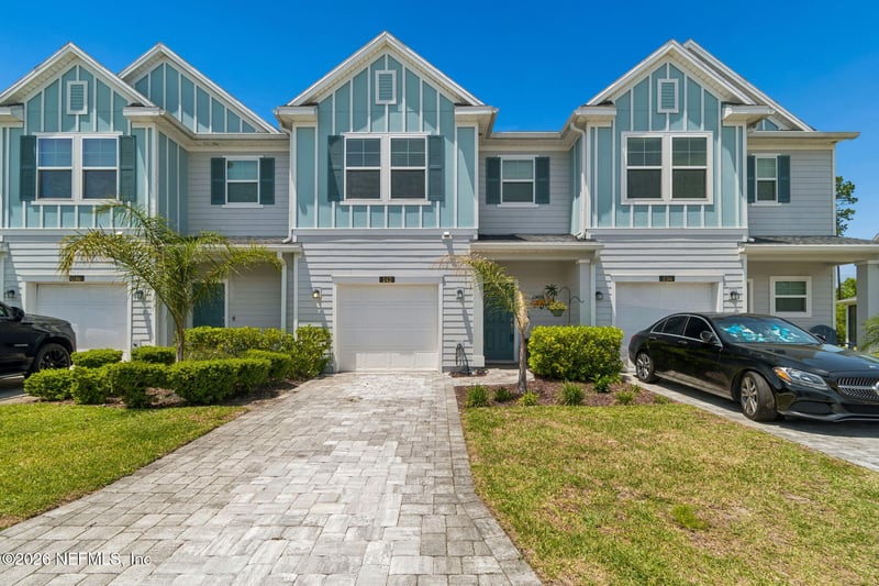 242 Boracay Cir, St Johns, FL 32259
