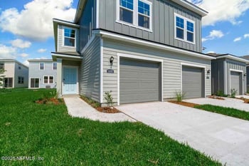 242 Brazil Nut Cir, Jacksonville, FL 32218