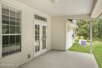 242 Southern Rose Dr, Jacksonville, FL 32225