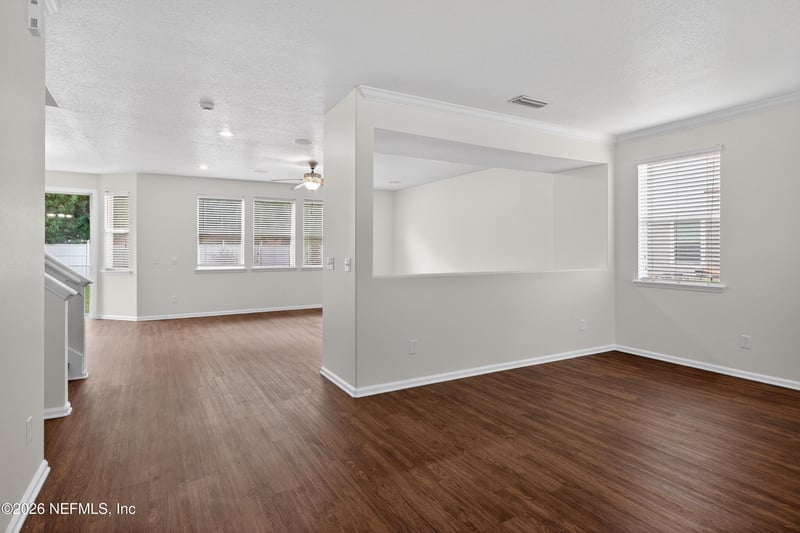 2425 Adams Lake Blvd, Jacksonville, FL 32221