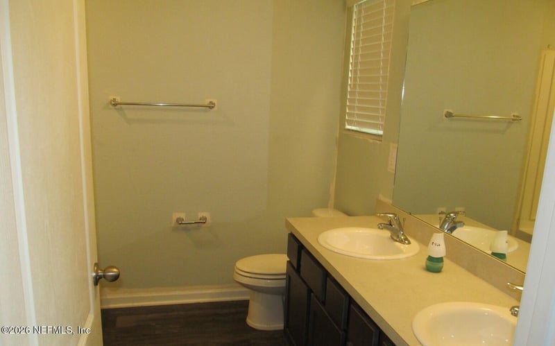 2434 Oak Stream Dr, Green Cove Springs, FL 32043