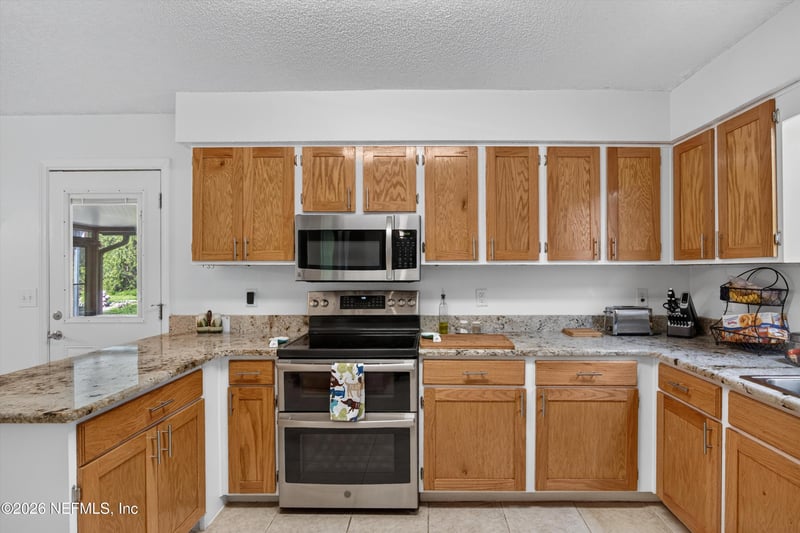 2435 Range Line Rd, Middleburg, FL 32068