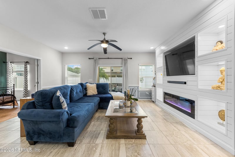 244 Ruskin Dr, St Johns, FL 32259