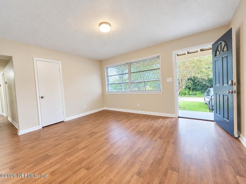 2448 Marble Dr, Jacksonville, FL 32211