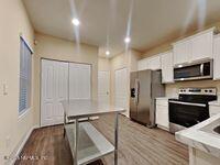 245 Aralia Ln, Jacksonville, FL 32216