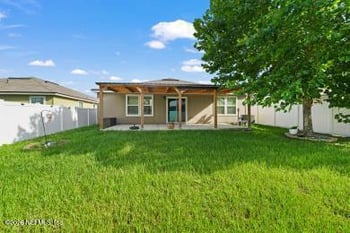 2456 Cold Stream Ln, Green Cove Springs, FL 32043