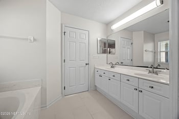 2457 Brook Park Way, Jacksonville, FL 32246